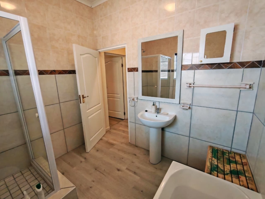 3 Bedroom Property for Sale in Dana Bay Western Cape